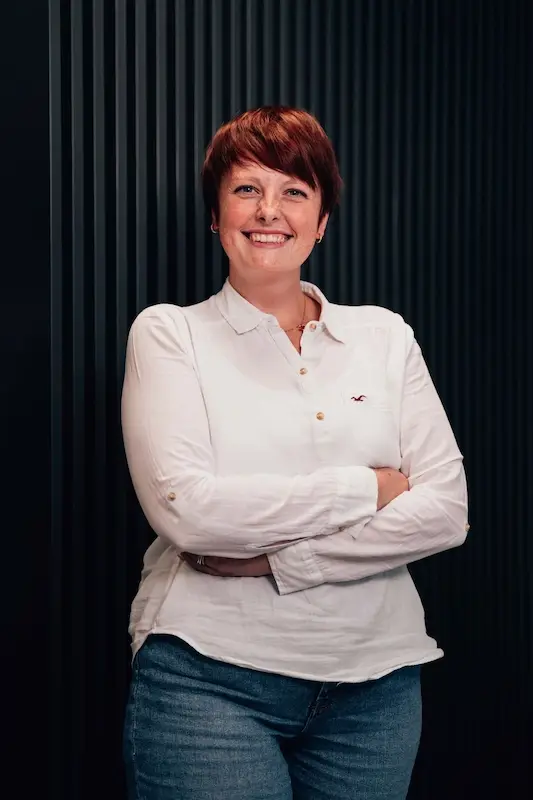 Portret van Nayla SYMOENS, BD IMMO